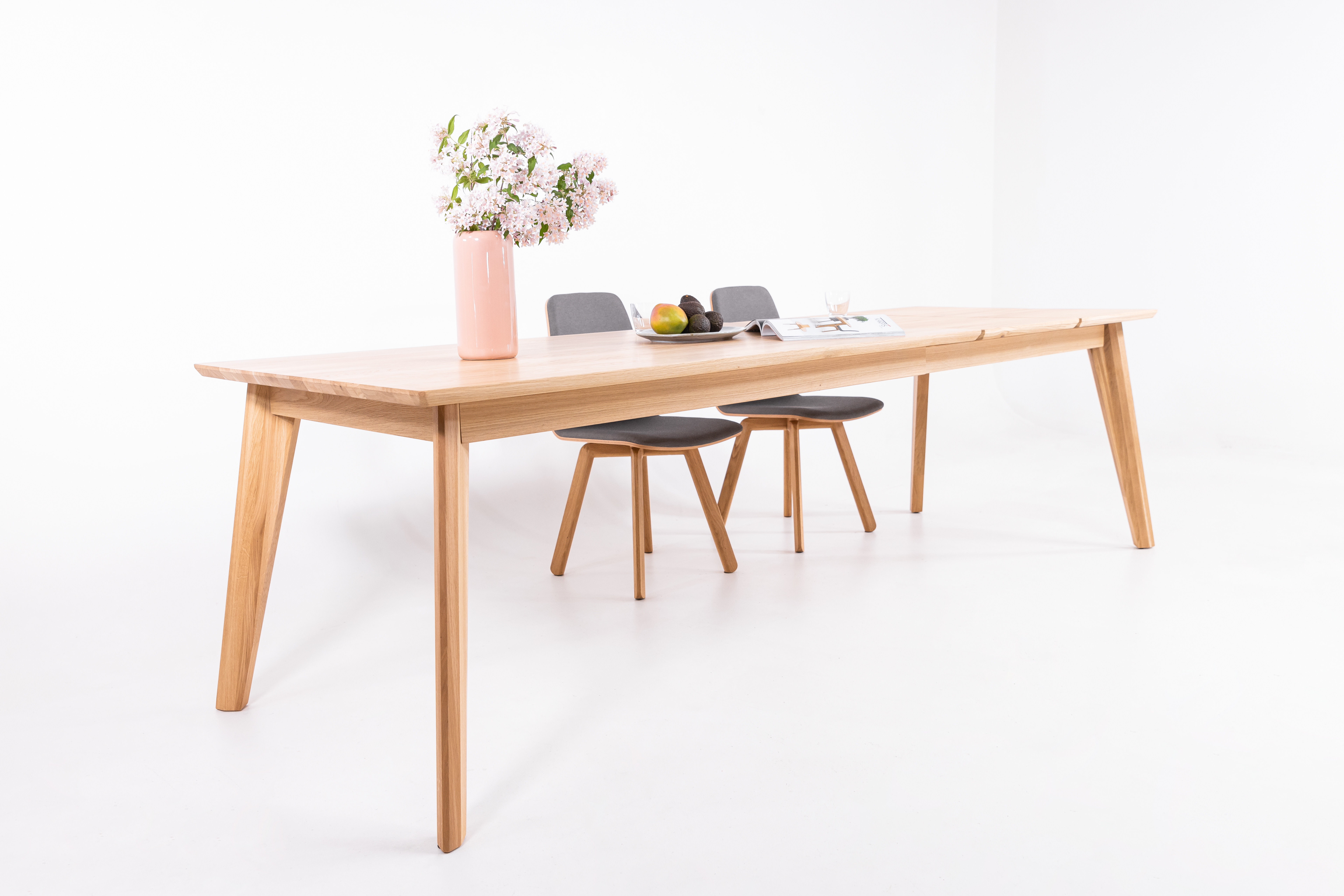 Mueble de madera maciza Veskor