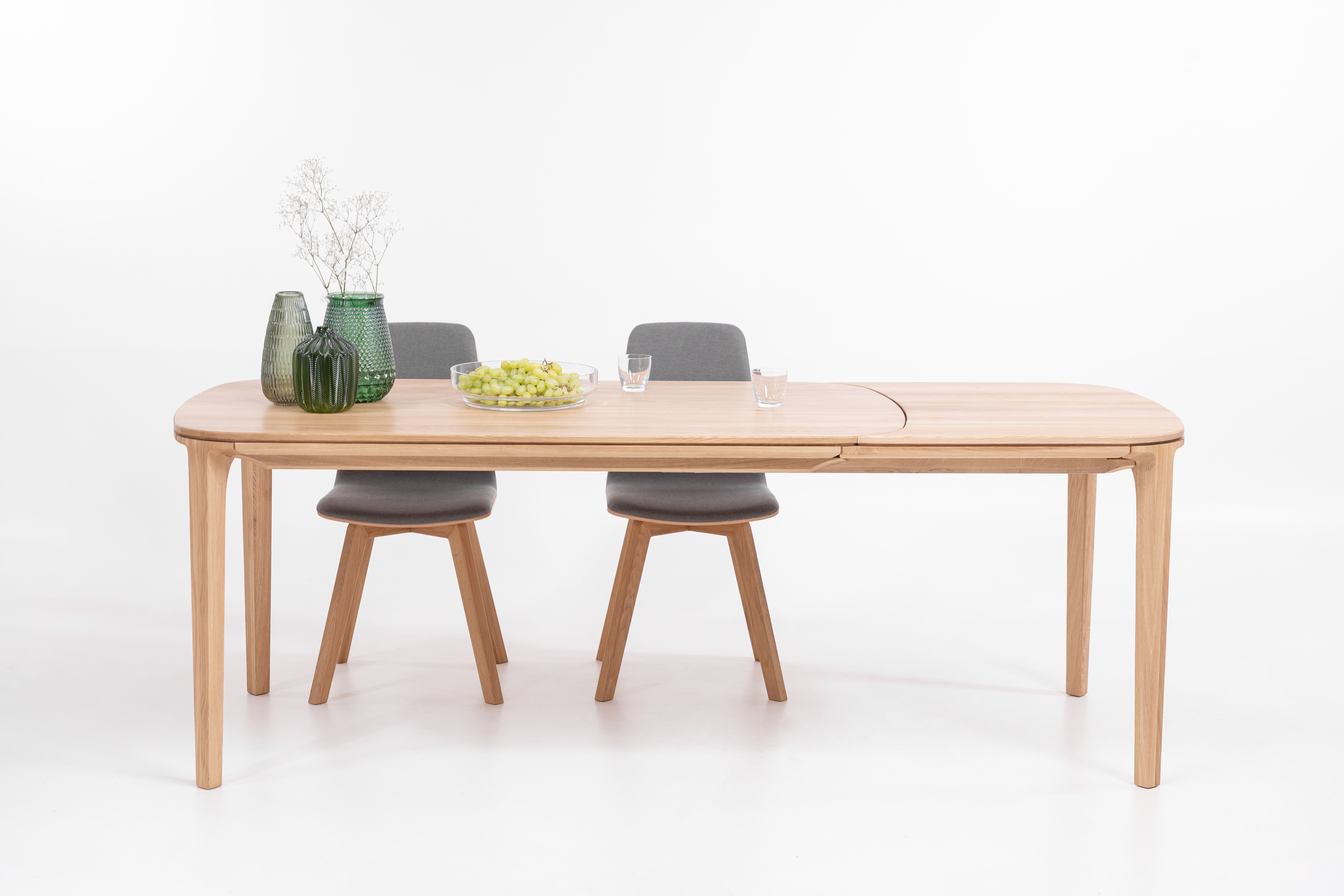 Mueble de madera maciza Veskor
